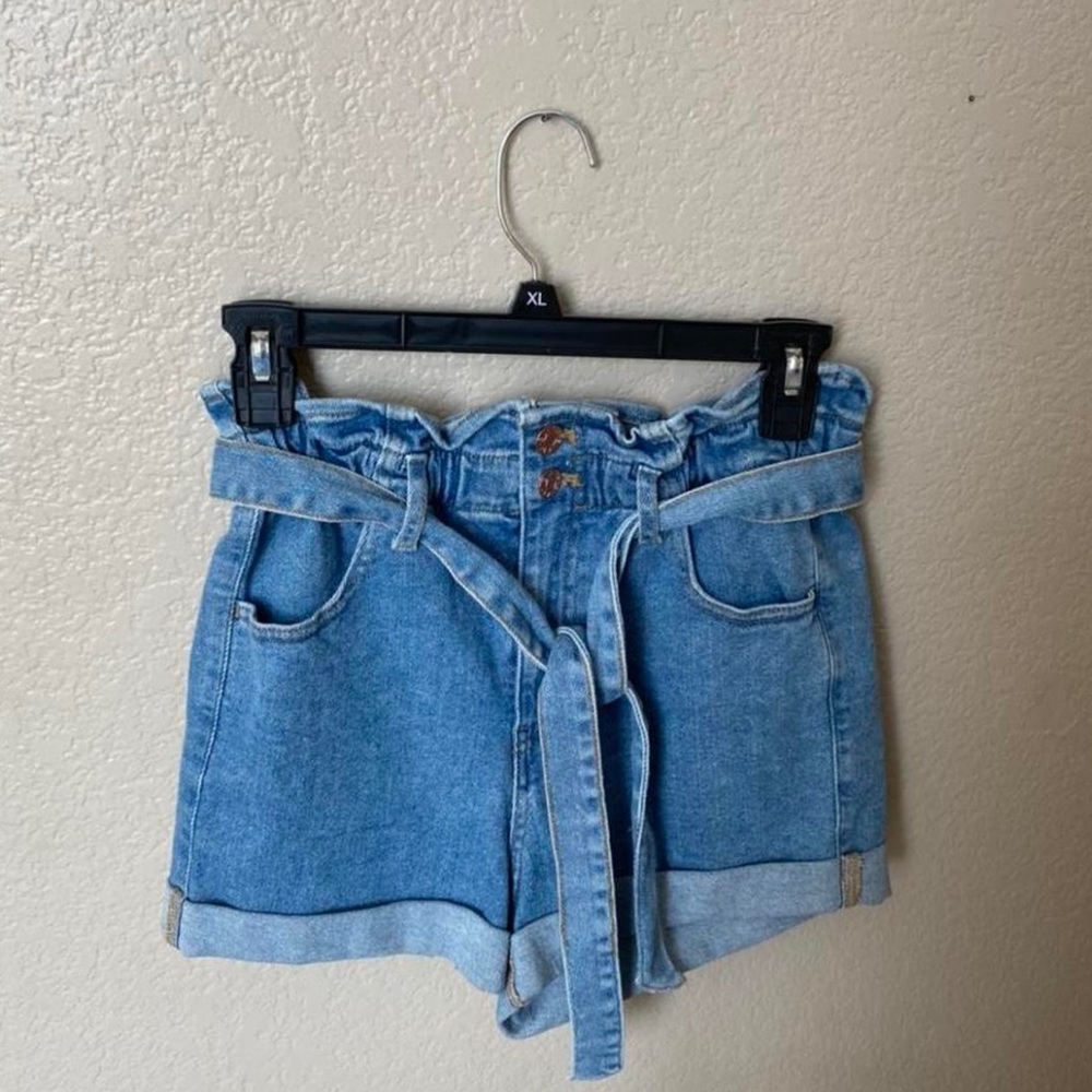 brand new guess shorts